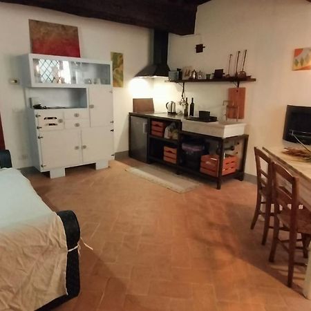 סן קשאנו דיי באני Casa Vacanze Carducci מראה חיצוני תמונה