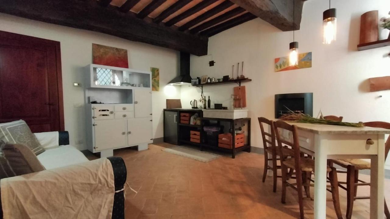 סן קשאנו דיי באני Casa Vacanze Carducci מראה חיצוני תמונה